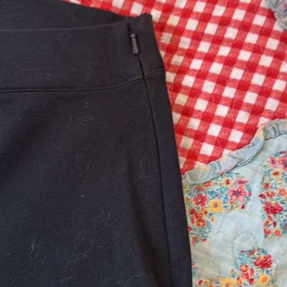 GAP Size 10 Black Straight Leg Pants with Side Zipper - Picture 6 of 8